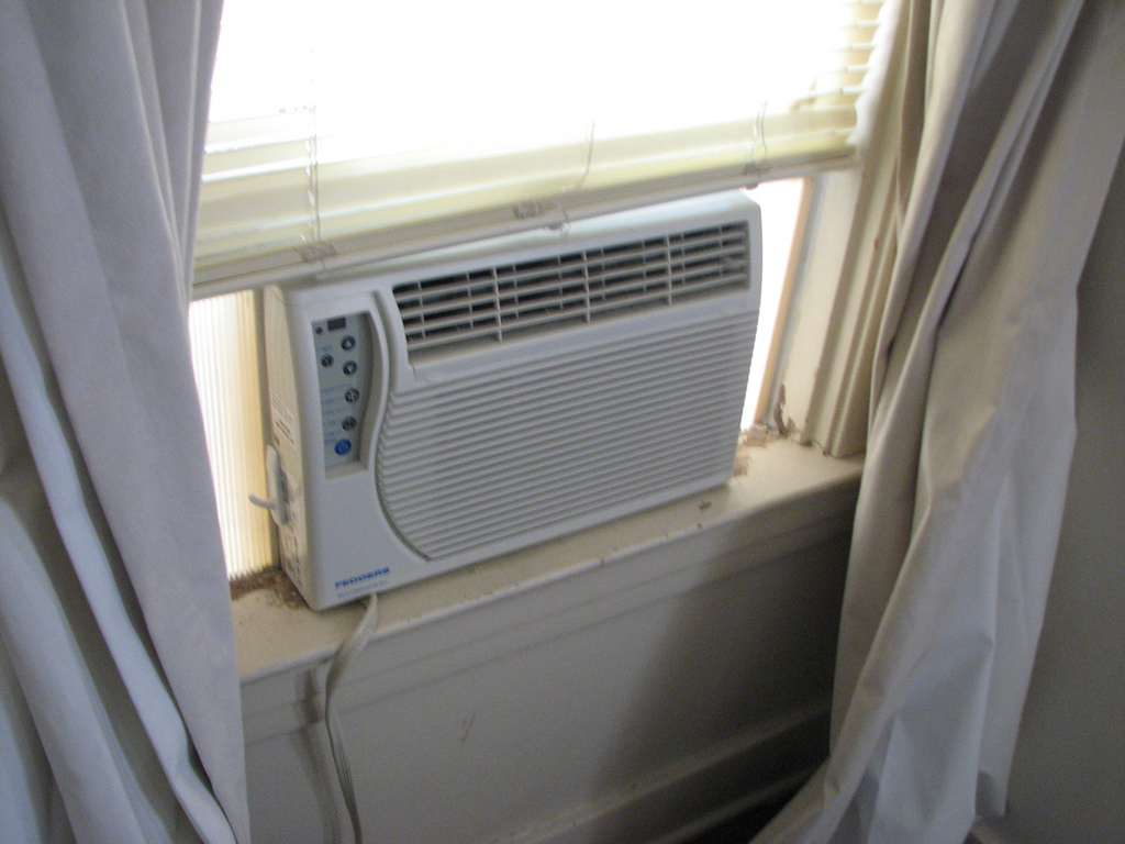 square Air conditioner