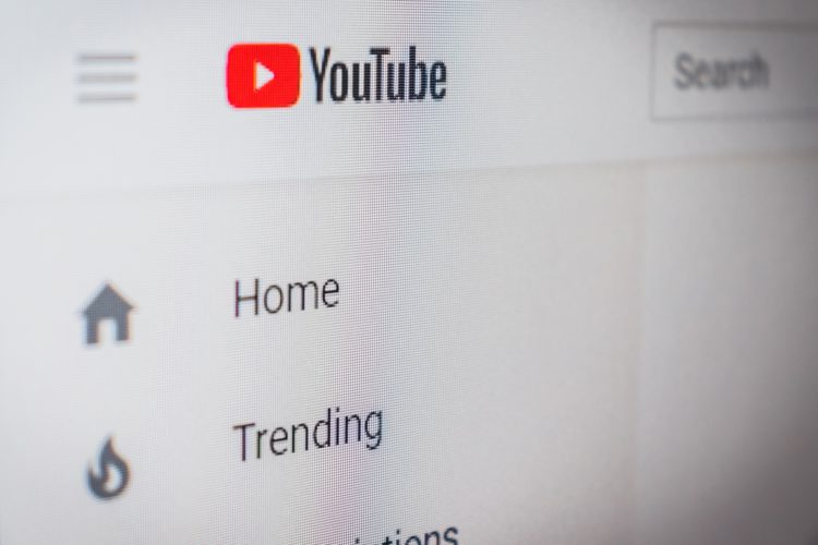 The Benefits and Risks When You Buy YouTube Watch Hours for Your Channel